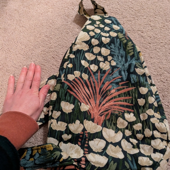 Canvas Flower Sling Bag - Picture 3 of 6